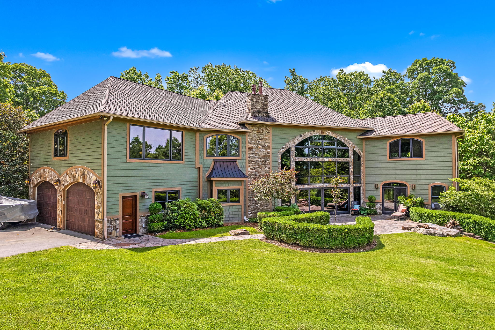 Prestigious Estate Package